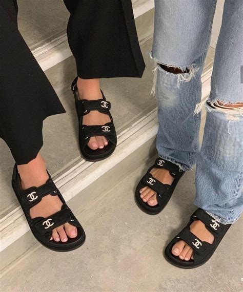 sandali chanel estate 2019|5 Chanel sandals.